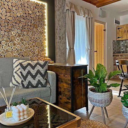 Cityside Cottage Eger Extérieur photo