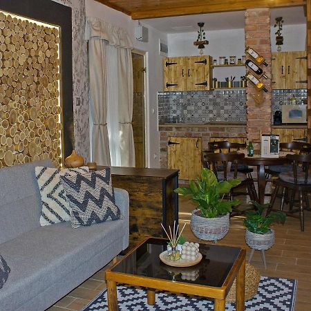 Cityside Cottage Eger Extérieur photo