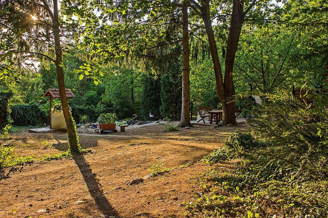 Cityside Cottage Eger Extérieur photo